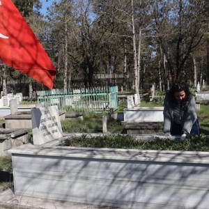 Aile Ve Sosyal Hizmetler Bakanlığımız Koordinasyonunda 81 İlimizde Olduğu Gibi Karabükümüzdede Şehitlerimiz Dualarla Anıldı - fotoğraf 17