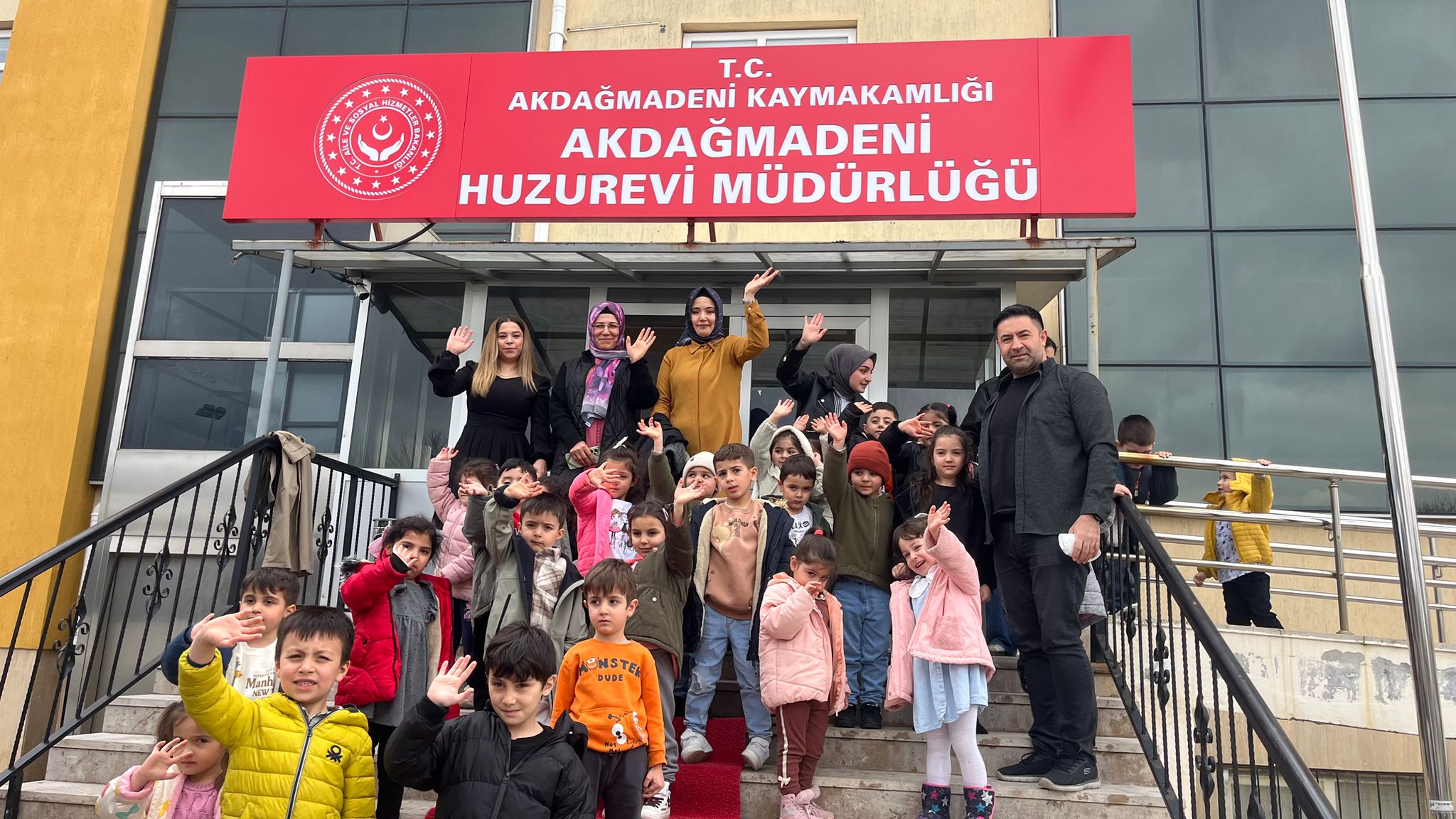 Minik Eller, Çınar Elleriyle Buluştu! 