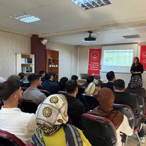 YÜREĞİR’DE ÇİFTLERE YÖNELİK “EVLİLİK ÖNCESİ EĞİTİM” PROGRAMI DÜZENLENDİ - fotoğraf 2
