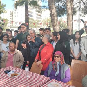 NESİLLER BULUŞTU: GENÇLERDEN HUZUREVİ SAKİNLERİMİZE ANLAMLI ZİYARET - fotoğraf 3