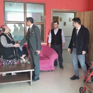  İl Müdürümüz Huzurevi Sakinlerini Ziyaret Etti - fotoğraf 1
