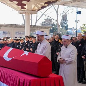 İstanbul’da Şehit Olan Polis Memurumuz Mustafa Aydın Son Yolculuğuna Uğurlandı - fotoğraf 1