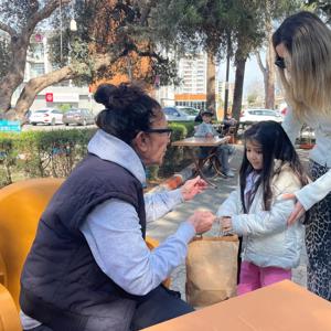 Çukurova Belediyesi Kreşi’nden Huzurevimize Neşe Dolu Ziyaret - fotoğraf 5