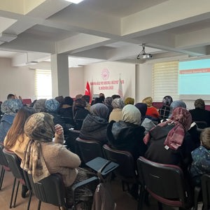 "Davranış Problemleri ve Başa Çıkma Yolları" Konusu İle İlgili Eğitim Düzenlendi - fotoğraf 4