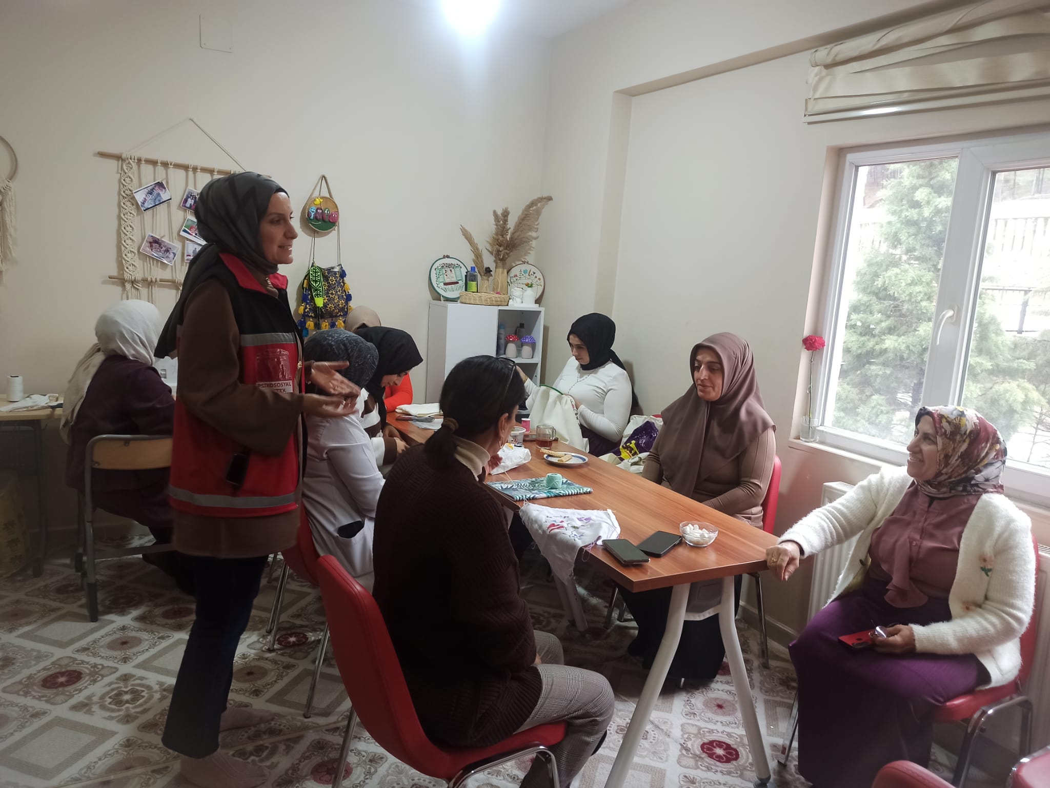 Kadına Yönelik Şiddetle Mücadele ve Erken Yaşta Evliliklere Karşı Farkındalık Eğitimi