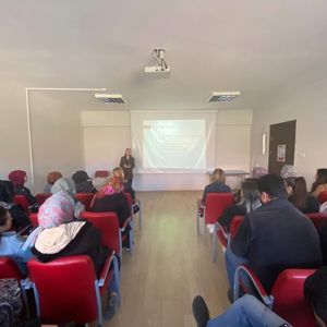 İş Uyum Programı Kapsamında Eğitim Gerçekleştirildi - fotoğraf 1