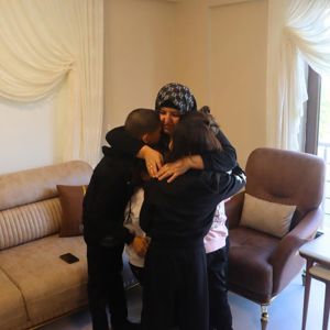 VEFA VE MİNNETİN EN SAF HALİ GÜLEÇ ÇOCUK EVLERİNDEN ŞEHİT AİLEMİZE YÜREKTEN ZİYARET - fotoğraf 6