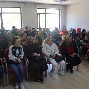 Dijital Dünyada Bilinçli Adımlar - fotoğraf 2