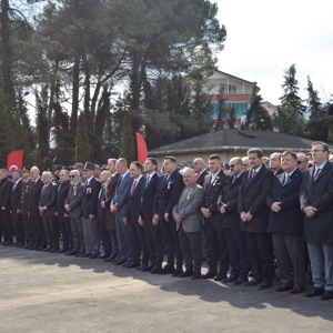 Şehitlerimiz Dualarla Yâd Edildi - fotoğraf 1