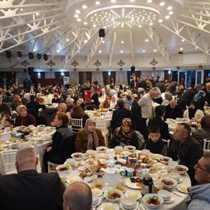 Şehitlerimizin Aziz Hatırası İftarda Yâd Edildi - fotoğraf 2