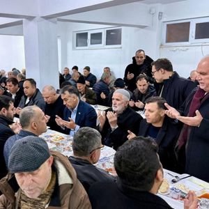 Aziz Hatıraya Vefa Aynı Sofrada Birlik - fotoğraf 3