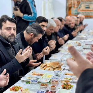 Aziz Hatıraya Vefa Aynı Sofrada Birlik - fotoğraf 4