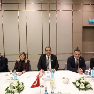 Bakan Selçuk, İİT Konferansı’nda 7 Ülkenin Bakanları ve Nijer First Lady'si ile Bir Araya Geldi - fotoğraf 7
