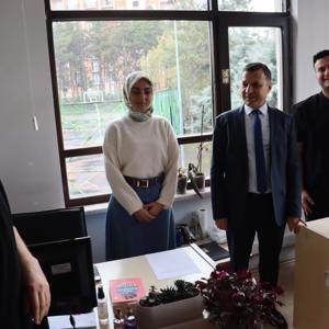 Müdürümüz Abdurrahman Bilgiç İdarecilerimizle Birlikte İl Müdürlüğümüz Sosyal Hizmet Merkezi Ve Şiddet Önleme Ve İzleme Merkezimizde Görev Yapan Kıymetli Çalışma Arkadaşlarımızı Ziyaret Ederek Bayramlarını Tebrik Etti - fotoğraf 5