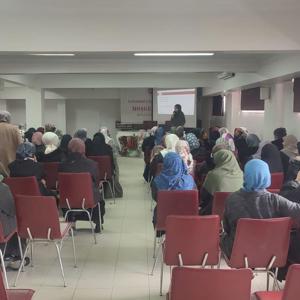 Safranbolu Kuran Kursu Kursiyerlerine Yönelik Safranbolu Müftülüğü İş Birliği İle Gerçekleştirdiğimiz Eğitimde Evlilik Ve Aile Hayatı İle Yaşlı Sağlığı Konularını Ele Aldık - fotoğraf 2
