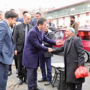 Valimiz Sayın Ahmet Karakaya, Adilcevaz ilçemizde gerçekleştirdiği ziyaretler kapsamında esnaf ve vatandaşlarımızla bir araya geldi - fotoğraf 5