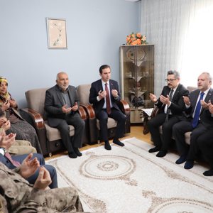 Valimiz Sayın Ahmet Karakaya, Şehit Er Kemal Dursun’un kıymetli ailesini ziyaret etti - fotoğraf 2