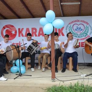 Otizm Bir Eksiklik Değil Dünyayı Farklı Bir Pencereden Görebilme Gücüdür - fotoğraf 3