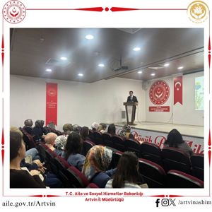 Çocuk Bakımında Akademik Yaklaşımlar Konulu Eğitim - fotoğraf 2