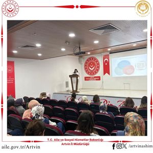 Çocuk Bakımında Akademik Yaklaşımlar Konulu Eğitim - fotoğraf 6