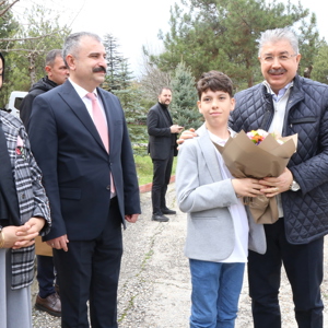 Müdürlüğümüz Hizmetlerinden Yararlanan Çocuklar İçin "Voleybol Şenliği" Düzenlendi - fotoğraf 1