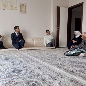 Şemdinli’de 8 Mart Dünya Kadınlar Günü’nde Şehit ve Gazi Ailelerine Anlamlı Ziyaret - fotoğraf 3