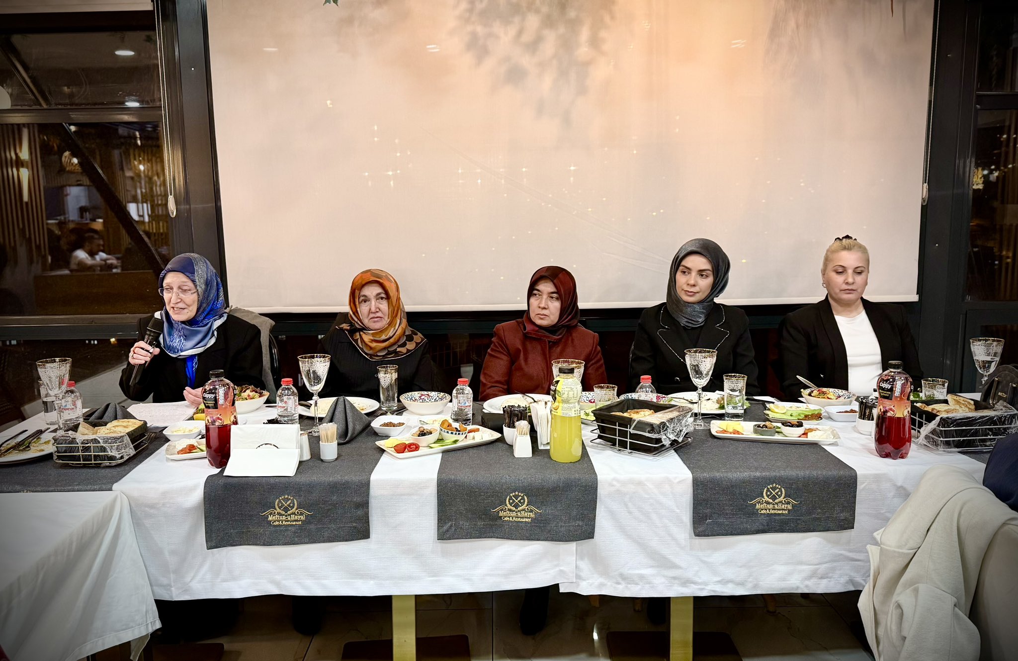 8 Mart Vesilesiyle Kadın Personellere İftar Programı