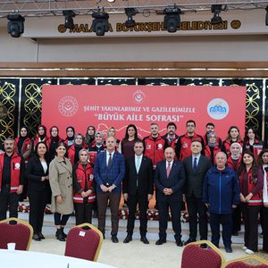 Şehit Yakınlarımız ve Gazilerimizle Büyük Aile Sofrası  - fotoğraf 1