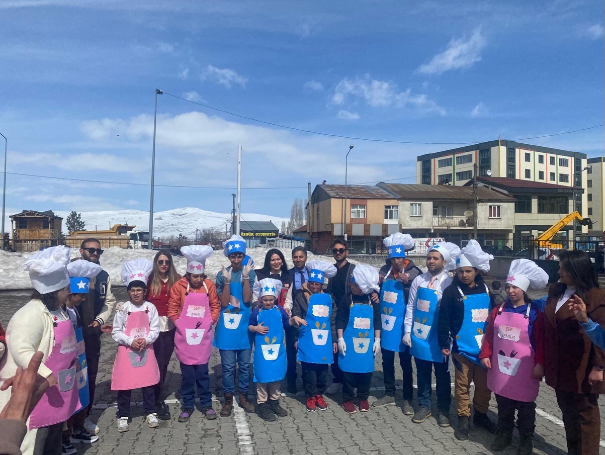 2 Nisan Dünya Otizm Farkındalık Günü