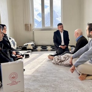 Yaşlılara Saygı Haftası’nda Anlamlı Ziyaret - fotoğraf 1