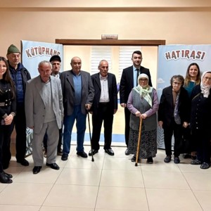 Kitapların İzinde Anlamlı Buluşma, Büyüklerimizden Kütüphane Haftasına Bilgi Dolu Ziyaret - fotoğraf 2