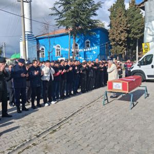 Kıbrıs Gazimiz Son Yolculuğuna Uğurlandı - fotoğraf 1