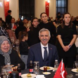 Kahramanmaraş’ta İlk İftar "Büyük Aile Sofrası"nda Açıldı - fotoğraf 3