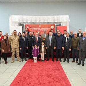 Türkoğlu’nda Ramazan’ın İlk İftarı "Büyük Aile Sofrası"nda Yapıldı - fotoğraf 1