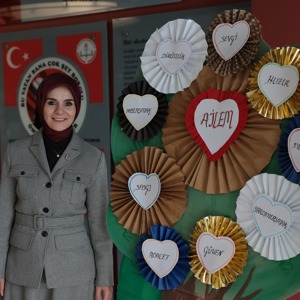 Bakanımız Göktaş, Uluslararası Milli İrade Kız Anadolu İmam Hatip Lisesi'nde öğrencilerle buluştu - fotoğraf 3