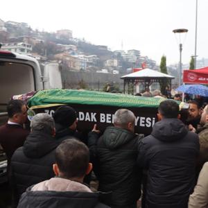 Değerli çalışma arkadaşımız Nazmiye Yarbaşı Esen’in cenaze merasimine katılım sağlanmıştır. - fotoğraf 9