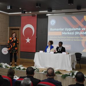 8 Nisan Dünya Romanlar Günü Kapsamında; Toplum Sağlığı, Eğitim ve Tarihsel Perspektif Başlıklarının Ele Alındığı Anlamlı Bir Panel  - fotoğraf 8