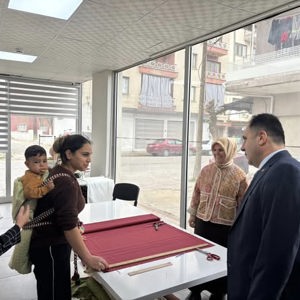 İl Müdürümüz İlkay Türkoğlu, İncirliova SODAM (Sosyal Dayanışma Merkezi) Müdürlüğümüzü Ziyareti - fotoğraf 2