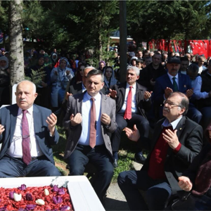 Şehidimiz Pilot Yüzbaşı Burak Gençcelep İçin Anma Programı Düzenlendi - fotoğraf 1