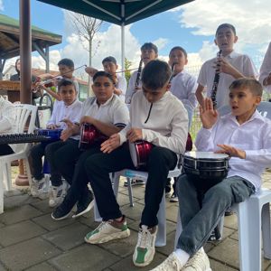 8 Nisan Dünya Romanlar Günü’nde Renkli ve Anlamlı Program Gerçekleştirildi. - fotoğraf 2