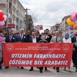 Otizm Farkındalık Korteji Yoğun Katılımla Gerçekleşti - fotoğraf 1