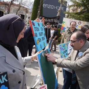 Otizm Farkındalık Korteji Yoğun Katılımla Gerçekleşti - fotoğraf 6