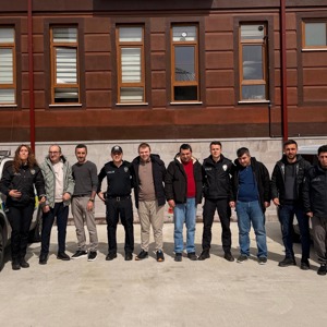 Polis Haftasında Anlamlı Ziyaret - fotoğraf 1