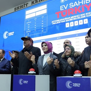Aile ve Sosyal Hizmetler Bakanımız Göktaş, Afyonkarahisar'da TOKİ kura çekilişinde konuştu: - fotoğraf 5