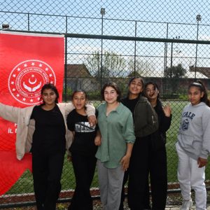 İl Müdürlüğümüz Personelleri ile Kocagür Mahallemizin Kıymetli Gençleriyle Düzenlediğimiz Futbol Karşılaşması - fotoğraf 7