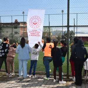 İl Müdürlüğümüz Personelleri ile Kocagür Mahallemizin Kıymetli Gençleriyle Düzenlediğimiz Futbol Karşılaşması - fotoğraf 8
