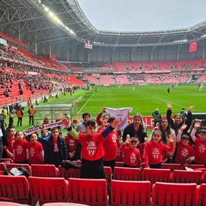 Otizm Farkındalık Sahada, Heyecan Tribünde! - fotoğraf 8