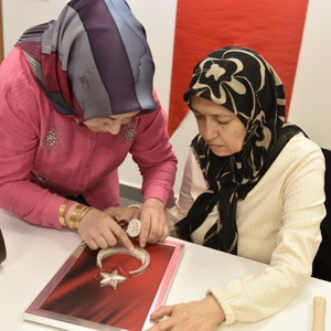 “Sanata Teşvik ve Sanatla Yaşam” programı kapsamında düzenlenen Filografi kursumuz tüm hızıyla devam ediyor. - fotoğraf 6