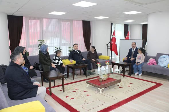 Türk Polis Teşkilatı’nın 181’inci kuruluş yıl dönümü ve Polis Haftası dolayısıyla, İl Emniyet Müdürümüz Sayın Arif PEHLİVAN ve Çocuk Şube Müdürü Sayın Anıl KIRIKÇI 'yı makamlarında ziyaret ettik