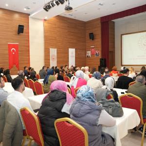 Huzurevlerinde Sağlık Bakım Kalitesini Güçlendirme: Sağlık Çalışanlarının Sağlık Temelli Bilgi Düzeylerinin Artırılması Projesi Başladı - fotoğraf 6